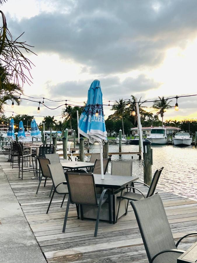 ホテル Marina Vibes - Sarasota South Bradenton エクステリア 写真
